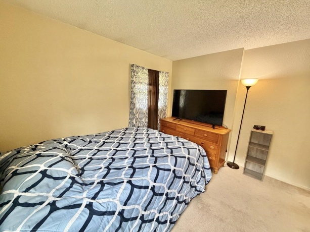 1212 Ogletree, DIXON, Illinois 61021, 3 Bedrooms Bedrooms, ,1 BathroomBathrooms,House,For Sale,Ogletree,202602047