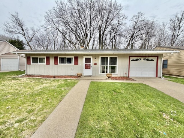 1212 Ogletree, DIXON, Illinois 61021, 3 Bedrooms Bedrooms, ,1 BathroomBathrooms,House,For Sale,Ogletree,202602047