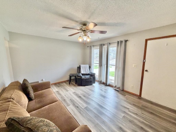 1212 Ogletree, DIXON, Illinois 61021, 3 Bedrooms Bedrooms, ,1 BathroomBathrooms,House,For Sale,Ogletree,202602047