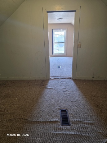 694 Montgomery, EAST DUBUQUE, Illinois 61025, 1 Bedroom Bedrooms, ,1 BathroomBathrooms,House,For Sale,Montgomery,202602048