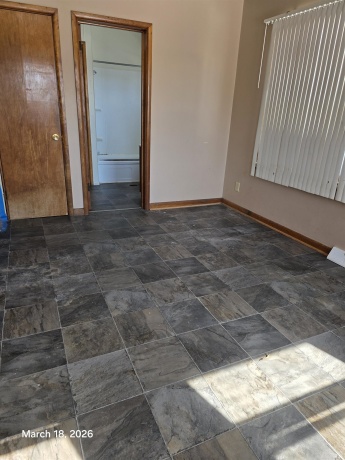 694 Montgomery, EAST DUBUQUE, Illinois 61025, 1 Bedroom Bedrooms, ,1 BathroomBathrooms,House,For Sale,Montgomery,202602048