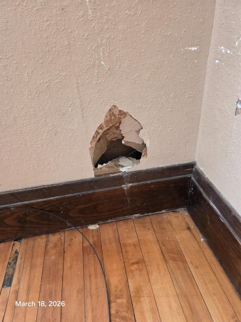 694 Montgomery, EAST DUBUQUE, Illinois 61025, 1 Bedroom Bedrooms, ,1 BathroomBathrooms,House,For Sale,Montgomery,202602048