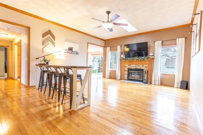 7209 Wimbledon, MACHESNEY PARK, Illinois 61115, 4 Bedrooms Bedrooms, ,2 BathroomsBathrooms,House,For Sale,Wimbledon,202601979