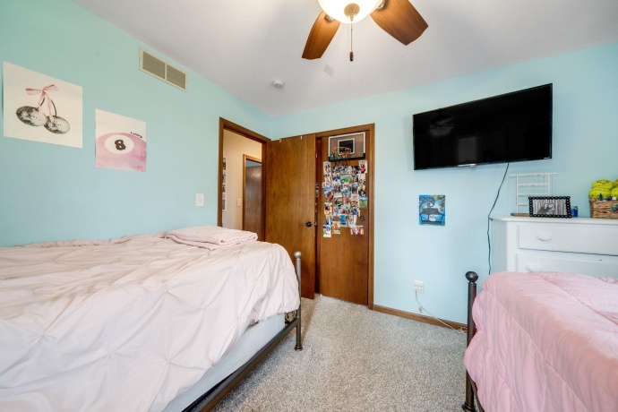 5816 Fair Oaks, DAVIS JUNCTION, Illinois 61020, 3 Bedrooms Bedrooms, ,2 BathroomsBathrooms,House,For Sale,Fair Oaks,202602051