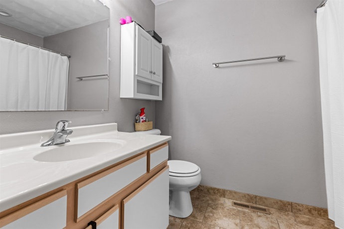 611 Lanae, SOUTH BELOIT, Illinois 61080, 3 Bedrooms Bedrooms, ,2 BathroomsBathrooms,House,For Sale,Lanae,202602052