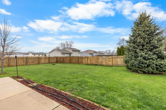 611 Lanae, SOUTH BELOIT, Illinois 61080, 3 Bedrooms Bedrooms, ,2 BathroomsBathrooms,House,For Sale,Lanae,202602052