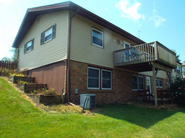 475 Columbia, STOCKTON, Illinois 61085, 4 Bedrooms Bedrooms, ,2 BathroomsBathrooms,House,For Sale,Columbia,202602053