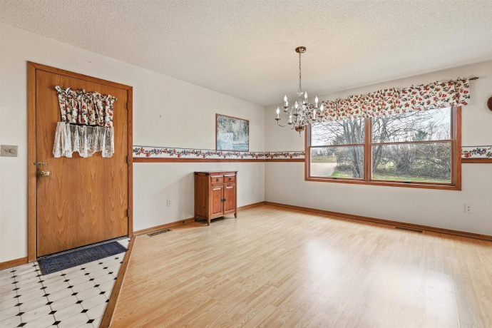 4A138 Winchester, APPLE RIVER, Illinois 61001, 3 Bedrooms Bedrooms, ,2 BathroomsBathrooms,House,For Sale,Winchester,202602054