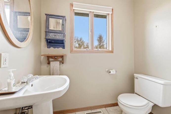 4A138 Winchester, APPLE RIVER, Illinois 61001, 3 Bedrooms Bedrooms, ,2 BathroomsBathrooms,House,For Sale,Winchester,202602054