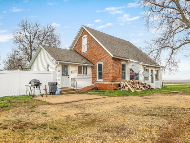 13514 Winslow, WINSLOW, Illinois 61089, 2 Bedrooms Bedrooms, ,1 BathroomBathrooms,House,For Sale,Winslow,202602058