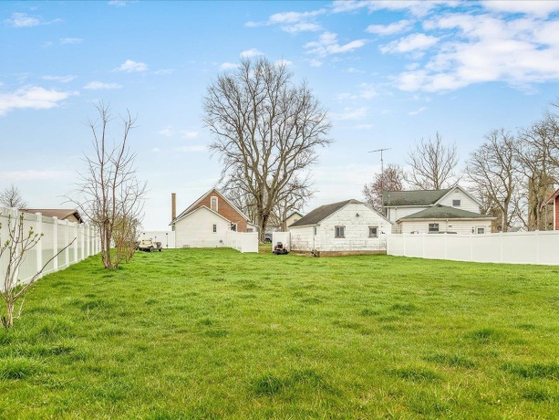 13514 Winslow, WINSLOW, Illinois 61089, 2 Bedrooms Bedrooms, ,1 BathroomBathrooms,House,For Sale,Winslow,202602058