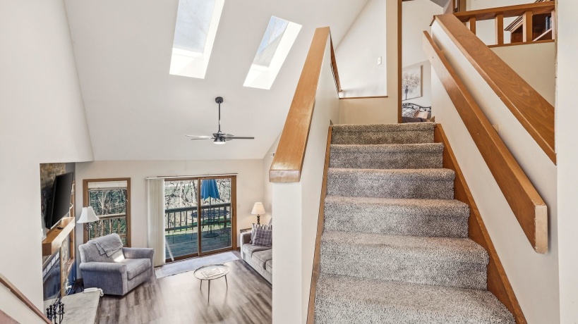 109 Walnut Hill, GALENA, Illinois 61036, 2 Bedrooms Bedrooms, ,2 BathroomsBathrooms,Condominium,For Sale,Walnut Hill,202602057