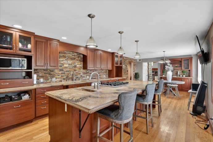 5992 Palisades, ROCKFORD, Illinois 61109, 5 Bedrooms Bedrooms, ,3 BathroomsBathrooms,House,For Sale,Palisades,202601710