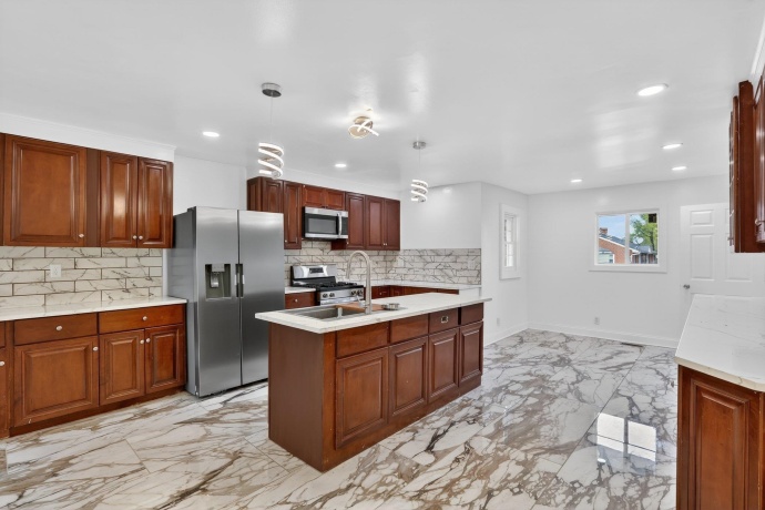 3229 Blackstone, ROCKFORD, Illinois 61101, 4 Bedrooms Bedrooms, ,3 BathroomsBathrooms,House,For Sale,Blackstone,202602060