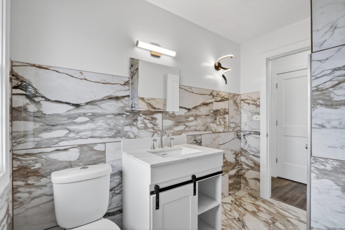 3229 Blackstone, ROCKFORD, Illinois 61101, 4 Bedrooms Bedrooms, ,3 BathroomsBathrooms,House,For Sale,Blackstone,202602060