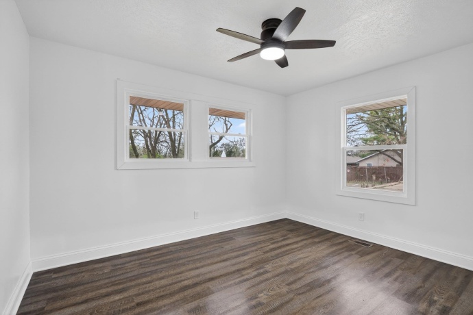 3229 Blackstone, ROCKFORD, Illinois 61101, 4 Bedrooms Bedrooms, ,3 BathroomsBathrooms,House,For Sale,Blackstone,202602060