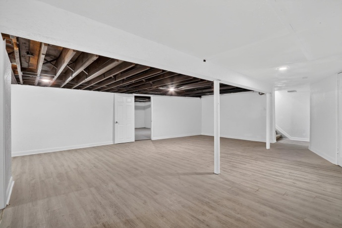 3229 Blackstone, ROCKFORD, Illinois 61101, 4 Bedrooms Bedrooms, ,3 BathroomsBathrooms,House,For Sale,Blackstone,202602060