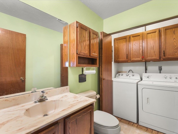 7487 Colosseum #4, ROCKFORD, Illinois 61107, 2 Bedrooms Bedrooms, ,2 BathroomsBathrooms,Condominium,For Sale,Colosseum #4,202602062