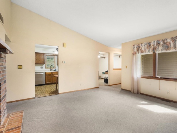 7487 Colosseum #4, ROCKFORD, Illinois 61107, 2 Bedrooms Bedrooms, ,2 BathroomsBathrooms,Condominium,For Sale,Colosseum #4,202602062