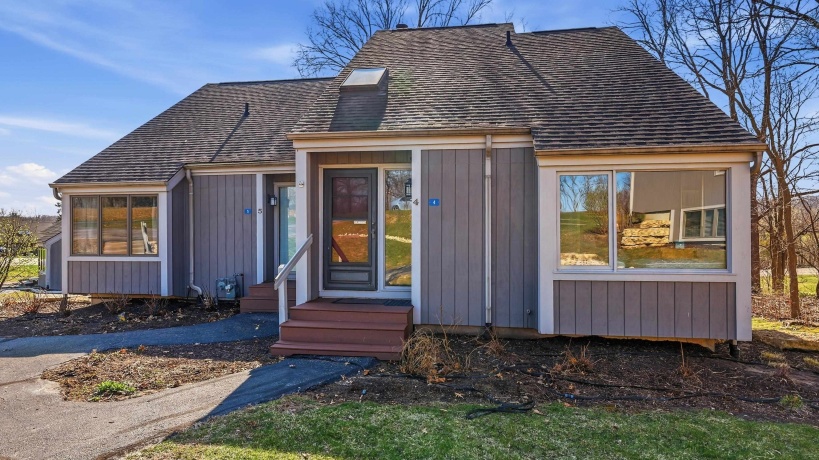 4 Cedar Bluff, GALENA, Illinois 61036, 3 Bedrooms Bedrooms, ,3 BathroomsBathrooms,Condominium,For Sale,Cedar Bluff,202602063