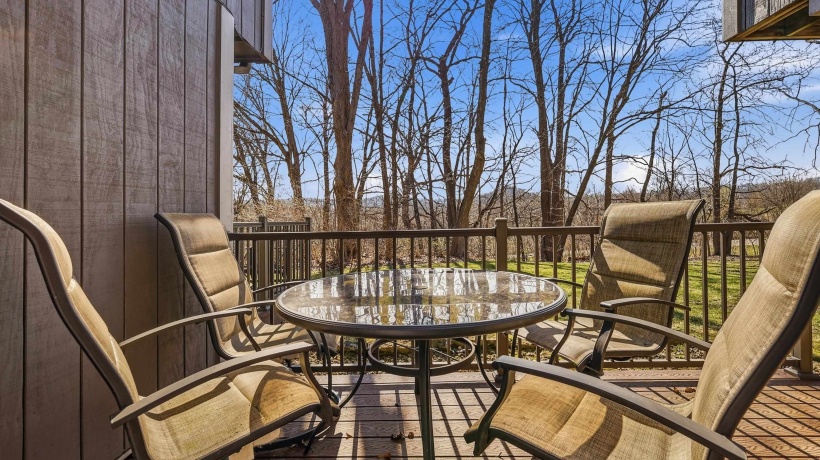 4 Cedar Bluff, GALENA, Illinois 61036, 3 Bedrooms Bedrooms, ,3 BathroomsBathrooms,Condominium,For Sale,Cedar Bluff,202602063