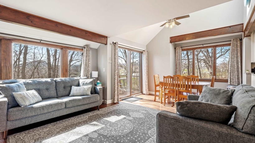 4 Cedar Bluff, GALENA, Illinois 61036, 3 Bedrooms Bedrooms, ,3 BathroomsBathrooms,Condominium,For Sale,Cedar Bluff,202602063