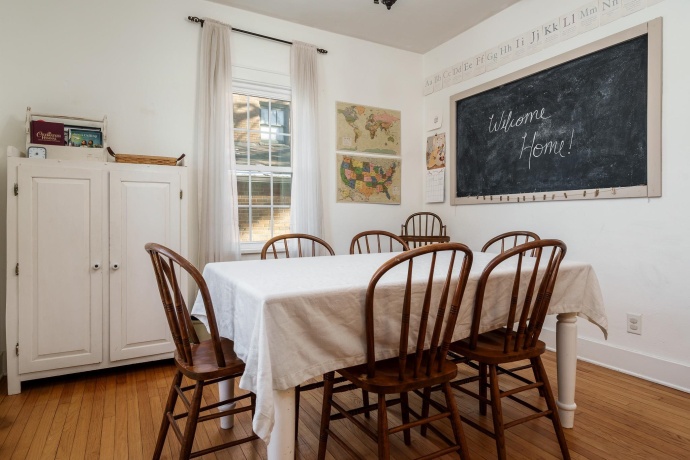 1133 Staver, FREEPORT, Illinois 61032, 2 Bedrooms Bedrooms, ,1 BathroomBathrooms,House,For Sale,Staver,202602065