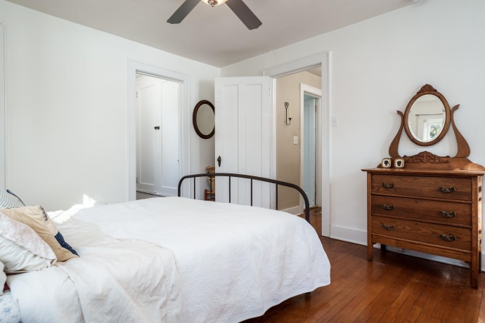 1133 Staver, FREEPORT, Illinois 61032, 2 Bedrooms Bedrooms, ,1 BathroomBathrooms,House,For Sale,Staver,202602065