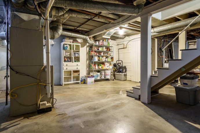 1133 Staver, FREEPORT, Illinois 61032, 2 Bedrooms Bedrooms, ,1 BathroomBathrooms,House,For Sale,Staver,202602065