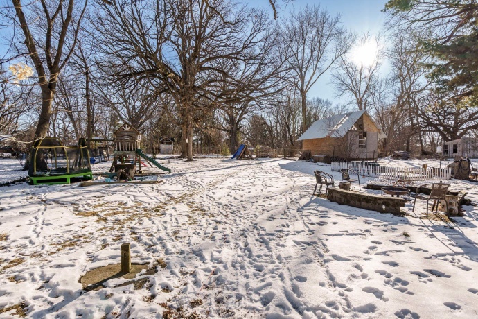 1133 Staver, FREEPORT, Illinois 61032, 2 Bedrooms Bedrooms, ,1 BathroomBathrooms,House,For Sale,Staver,202602065