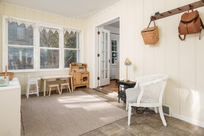 1133 Staver, FREEPORT, Illinois 61032, 2 Bedrooms Bedrooms, ,1 BathroomBathrooms,House,For Sale,Staver,202602065