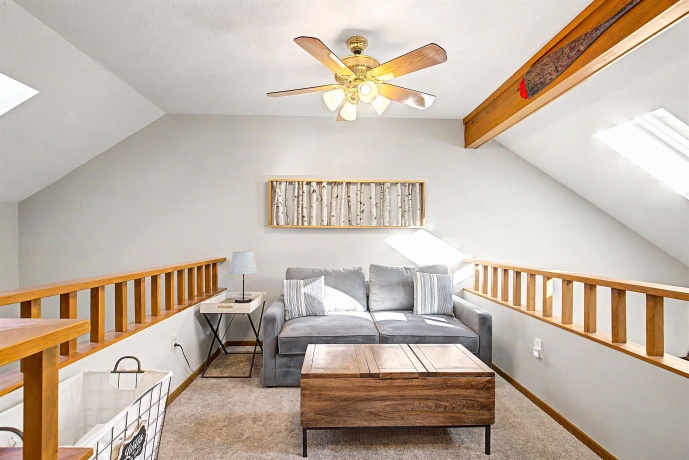 32 Creekwood, GALENA, Illinois 61036, 2 Bedrooms Bedrooms, ,2 BathroomsBathrooms,Condominium,For Sale,Creekwood,202602067