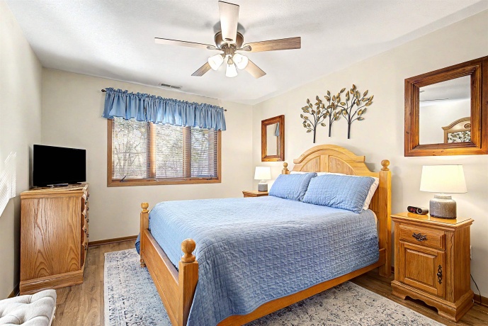 32 Creekwood, GALENA, Illinois 61036, 2 Bedrooms Bedrooms, ,2 BathroomsBathrooms,Condominium,For Sale,Creekwood,202602067