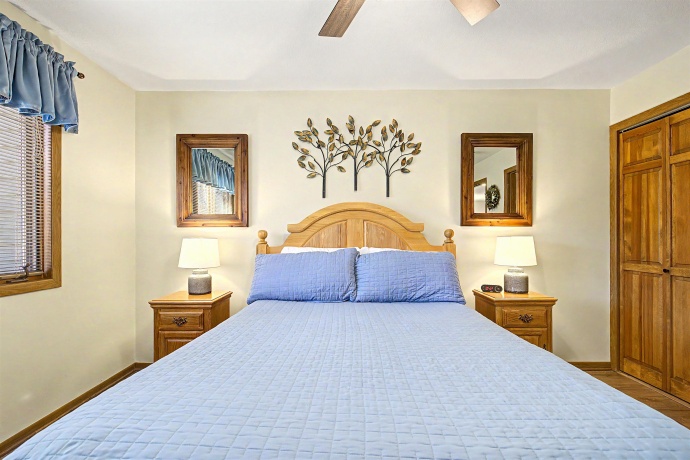 32 Creekwood, GALENA, Illinois 61036, 2 Bedrooms Bedrooms, ,2 BathroomsBathrooms,Condominium,For Sale,Creekwood,202602067