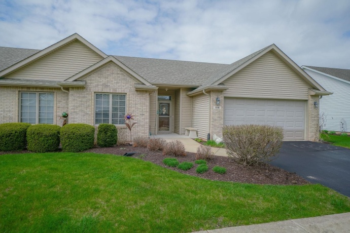 114 Katies Way, MOUNT MORRIS, Illinois 61054, 2 Bedrooms Bedrooms, ,2 BathroomsBathrooms,Condominium,For Sale,Katies Way,202602069