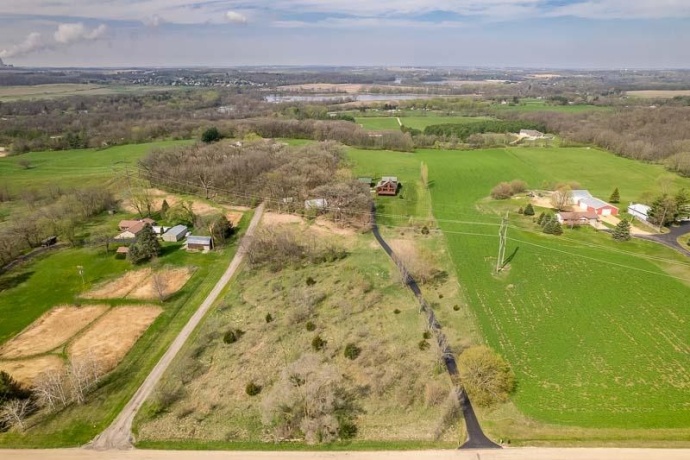 7330 Crestview, STILLMAN VALLEY, Illinois 61084, 3 Bedrooms Bedrooms, ,3 BathroomsBathrooms,House,For Sale,Crestview,202602071