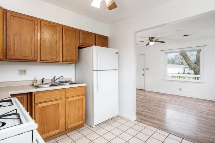 415 PERSHING, MACHESNEY PARK, Illinois 61115, 2 Bedrooms Bedrooms, ,1 BathroomBathrooms,House,For Sale,PERSHING,202602077