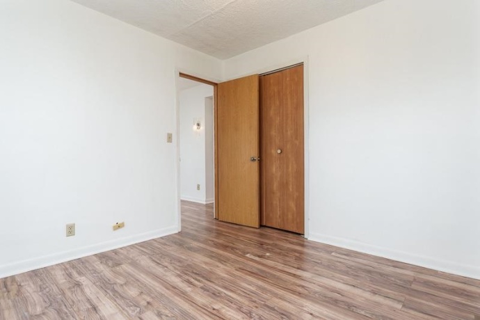 415 PERSHING, MACHESNEY PARK, Illinois 61115, 2 Bedrooms Bedrooms, ,1 BathroomBathrooms,House,For Sale,PERSHING,202602077