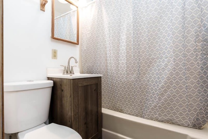 415 PERSHING, MACHESNEY PARK, Illinois 61115, 2 Bedrooms Bedrooms, ,1 BathroomBathrooms,House,For Sale,PERSHING,202602077