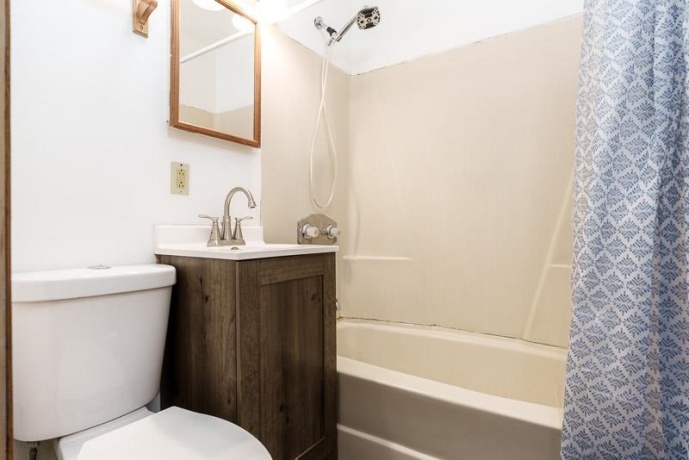 415 PERSHING, MACHESNEY PARK, Illinois 61115, 2 Bedrooms Bedrooms, ,1 BathroomBathrooms,House,For Sale,PERSHING,202602077