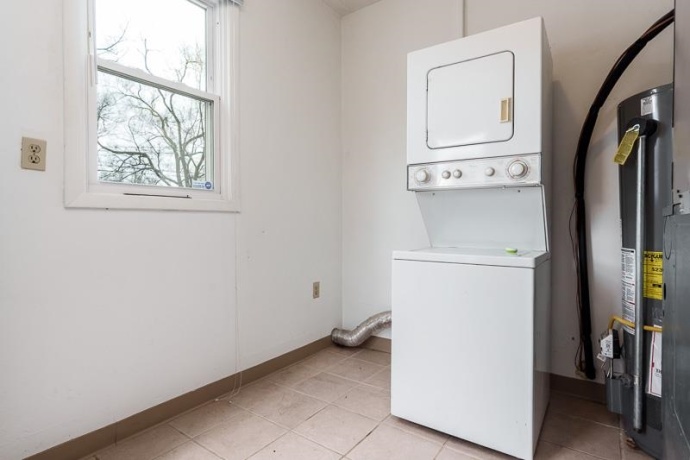 415 PERSHING, MACHESNEY PARK, Illinois 61115, 2 Bedrooms Bedrooms, ,1 BathroomBathrooms,House,For Sale,PERSHING,202602077