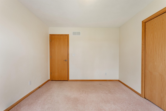 227 FOXFIRE, ROCKTON, Illinois 61072, 4 Bedrooms Bedrooms, ,2 BathroomsBathrooms,House,For Sale,FOXFIRE,202602078