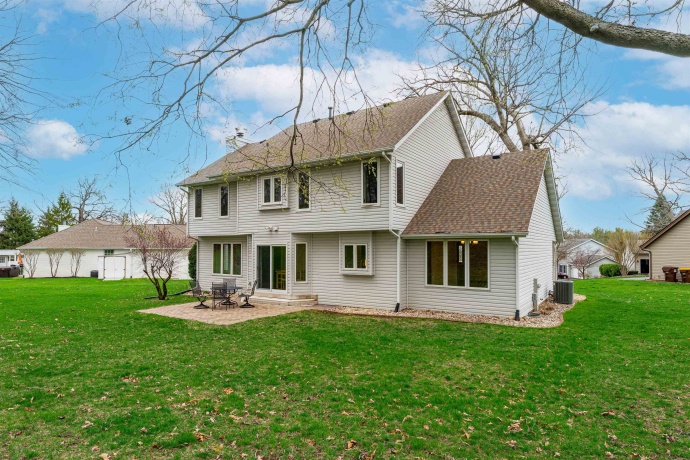 227 FOXFIRE, ROCKTON, Illinois 61072, 4 Bedrooms Bedrooms, ,2 BathroomsBathrooms,House,For Sale,FOXFIRE,202602078