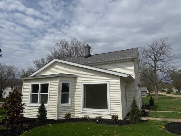 314 High Street, Granville, Illinois 61326, 3 Bedrooms Bedrooms, ,2 BathroomsBathrooms,House,For Sale,High Street,202507754
