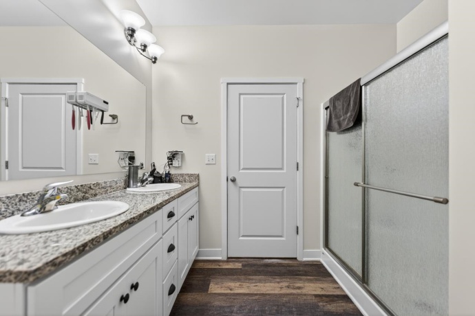 1103 Burlington, DAVIS JUNCTION, Illinois 61020, 4 Bedrooms Bedrooms, ,2 BathroomsBathrooms,House,For Sale,Burlington,202602083