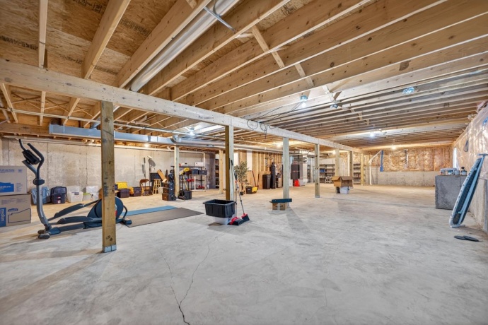 1103 Burlington, DAVIS JUNCTION, Illinois 61020, 4 Bedrooms Bedrooms, ,2 BathroomsBathrooms,House,For Sale,Burlington,202602083