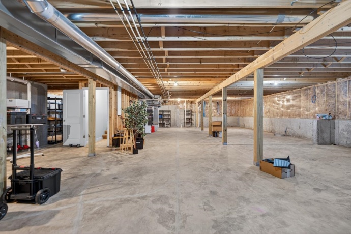 1103 Burlington, DAVIS JUNCTION, Illinois 61020, 4 Bedrooms Bedrooms, ,2 BathroomsBathrooms,House,For Sale,Burlington,202602083