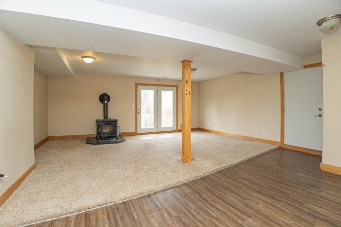 13800 Valley, EAST DUBUQUE, Illinois 61025, 4 Bedrooms Bedrooms, ,3 BathroomsBathrooms,House,For Sale,Valley,202602086