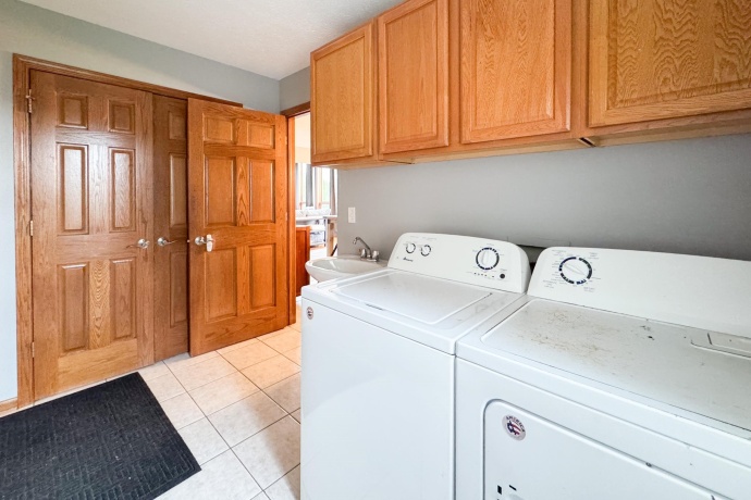 12748 Vesta's, BELVIDERE, Illinois 61008, 4 Bedrooms Bedrooms, ,3 BathroomsBathrooms,House,For Sale,Vesta's,202602089