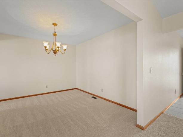 2170 Burnett, BELVIDERE, Illinois 61008, 3 Bedrooms Bedrooms, ,2 BathroomsBathrooms,House,For Sale,Burnett,202602091